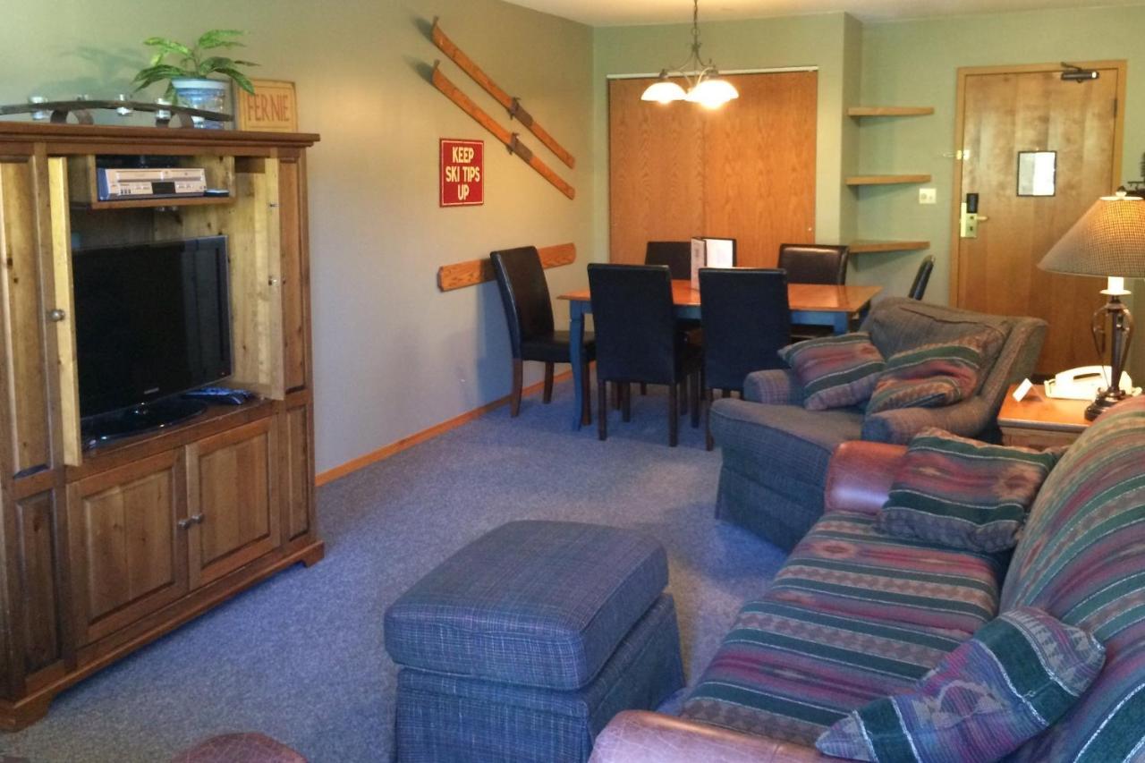 The Griz Inn By Park Vacation Management Fernie Zewnętrze zdjęcie