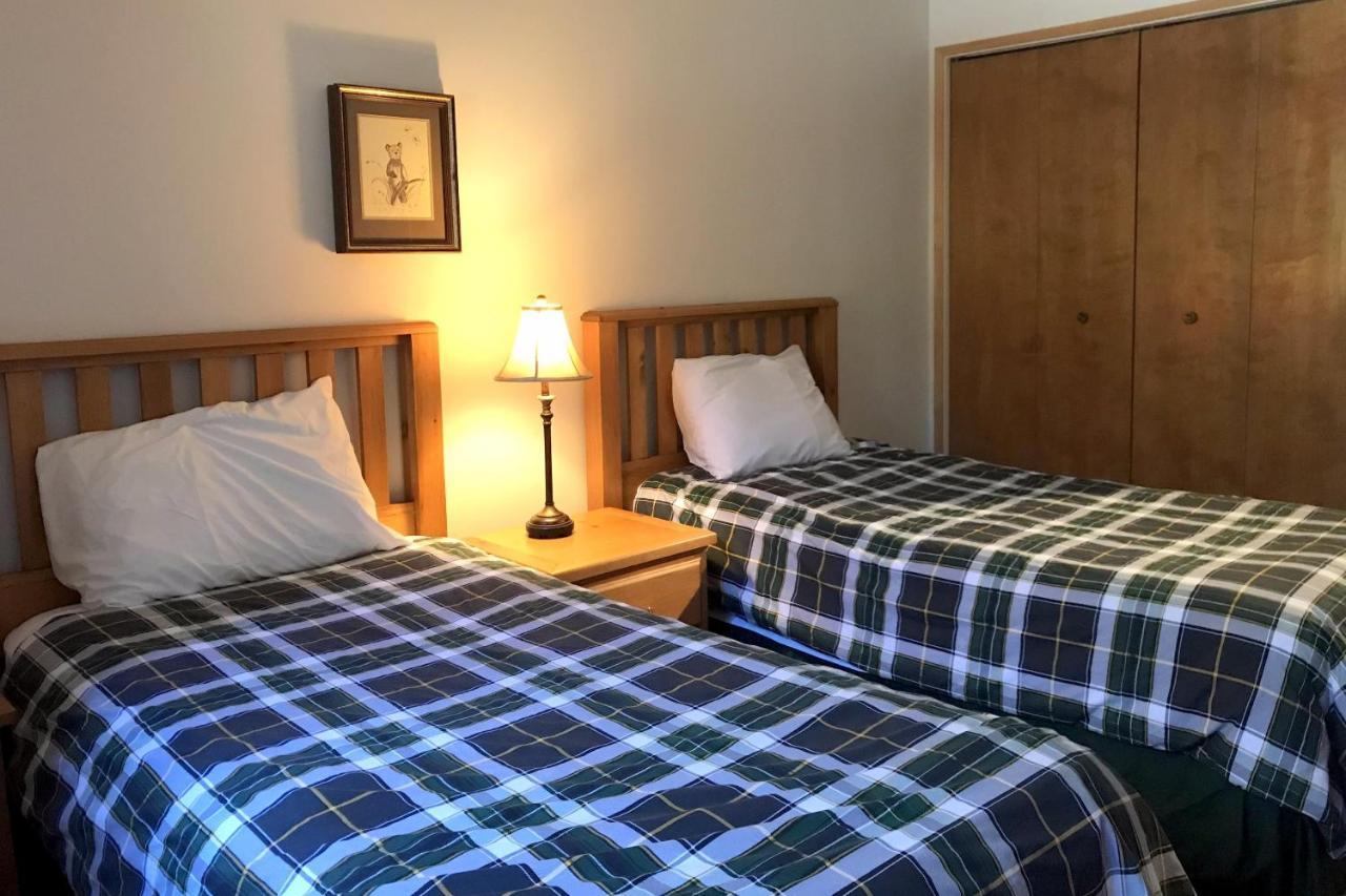 The Griz Inn By Park Vacation Management Fernie Zewnętrze zdjęcie