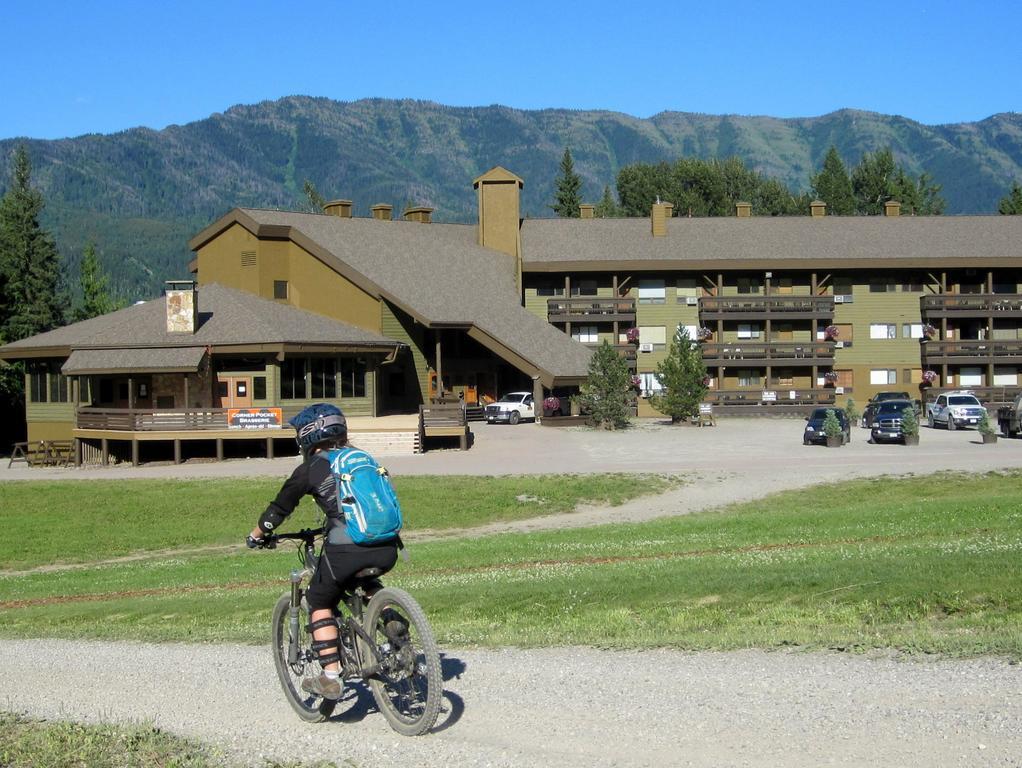 The Griz Inn By Park Vacation Management Fernie Zewnętrze zdjęcie